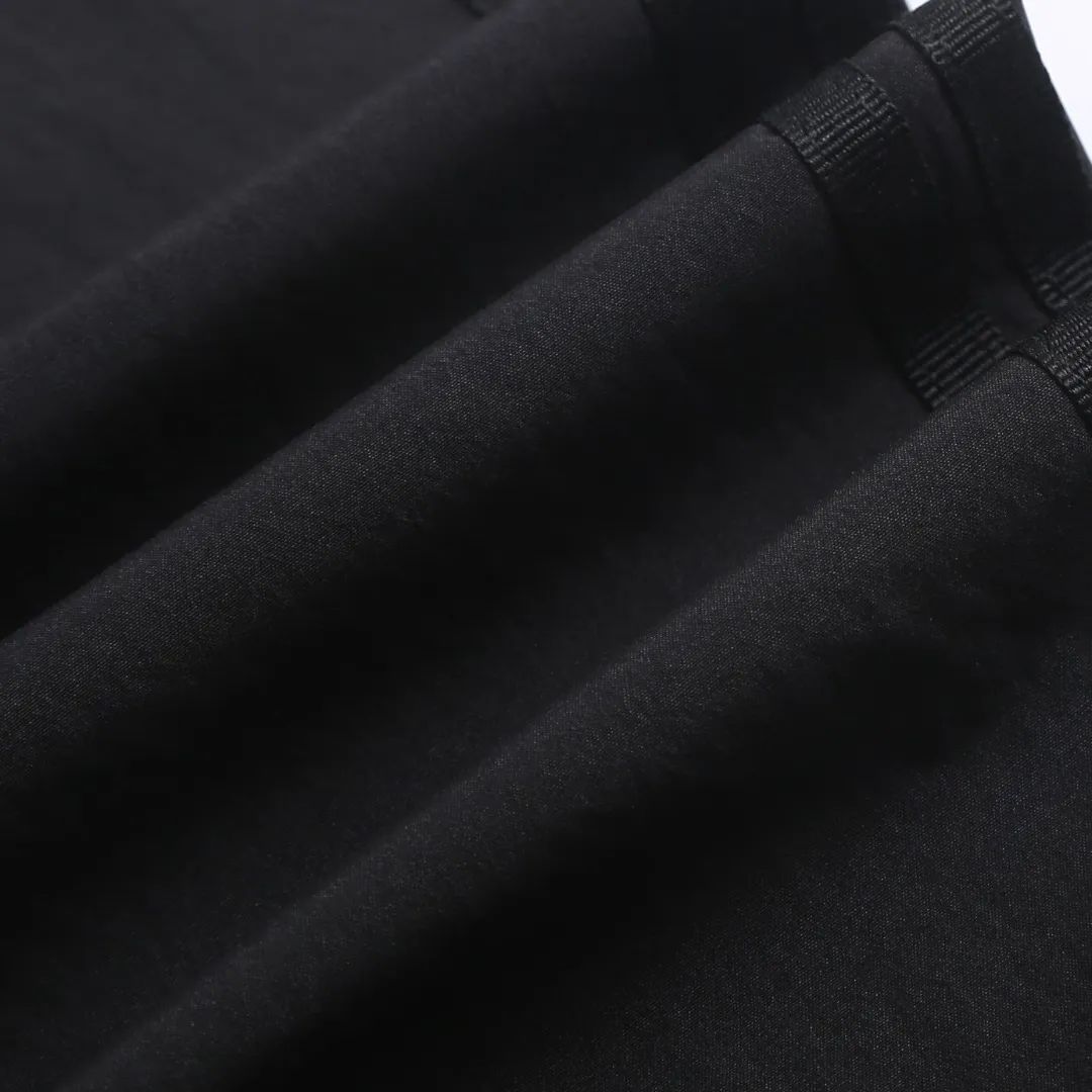 Monc ： ， ， ， 、 。 ， ， 、 。 Breathable ， ， ， ， 、 ， ， 。 1： + ， ， 、 。 、 ， ， ， 。 2： ， ， 。 ， 、 。 3： ， ， ， 。 : ， ， 。 ， 、 。 ： Size:46 48 50 52 ：D 325